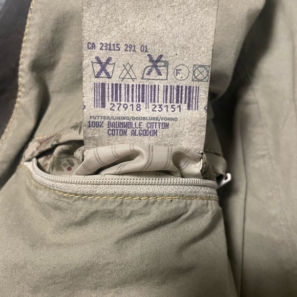 Hugo Boss vintage windbreaker - Picture 8 of 13